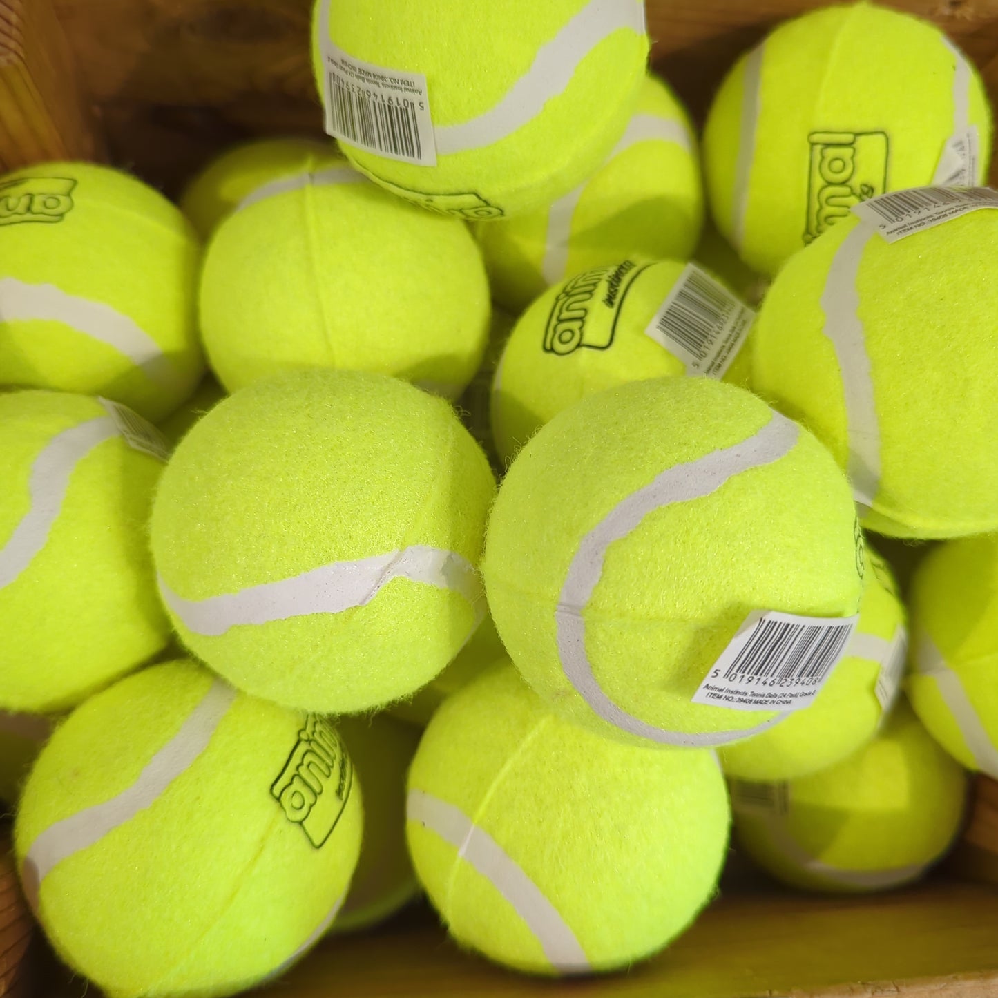 Tennis ball -single
